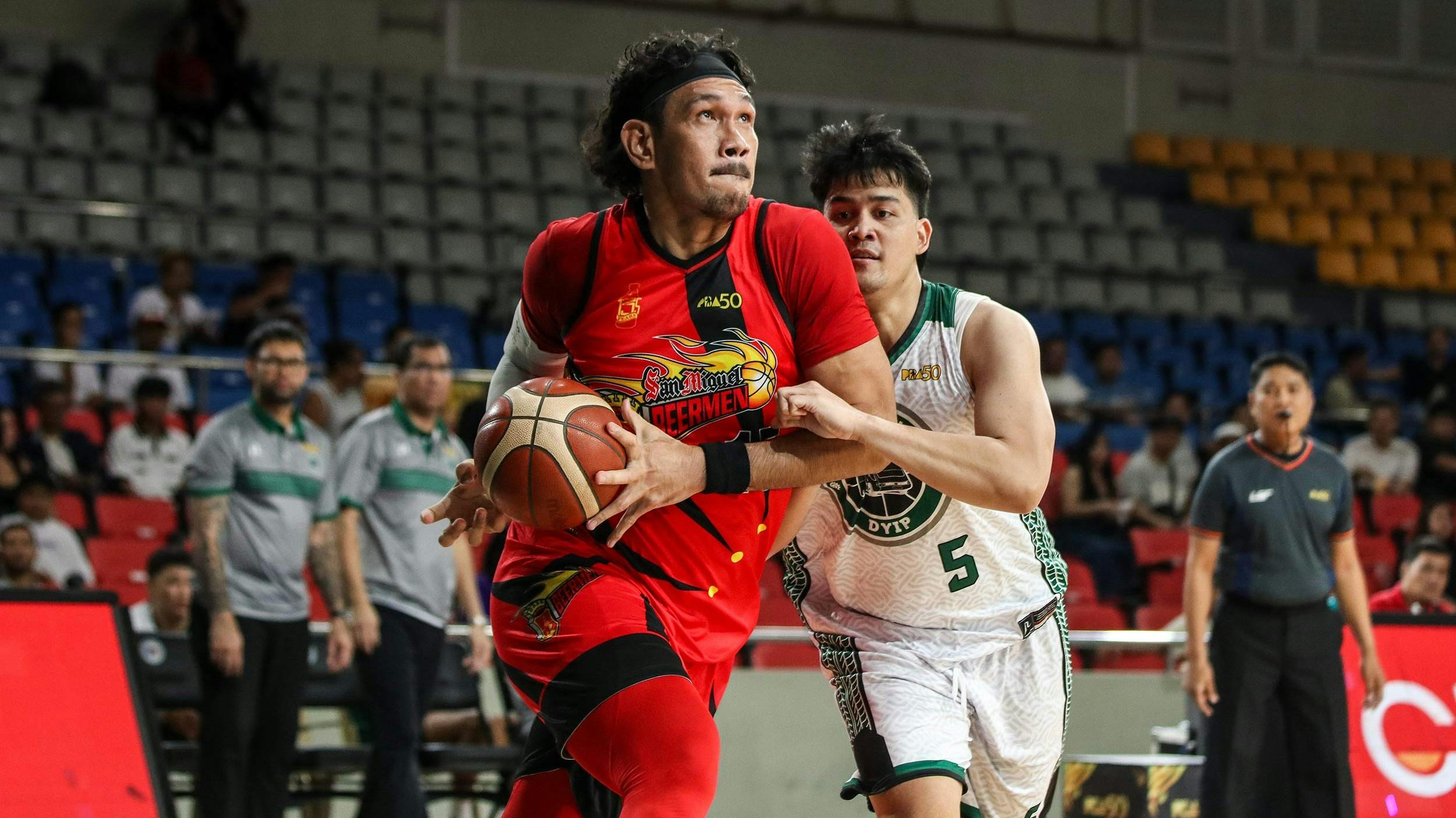 PBA: Fajardo drops triple-double as SMB beats Dyip, claims playoff incentive