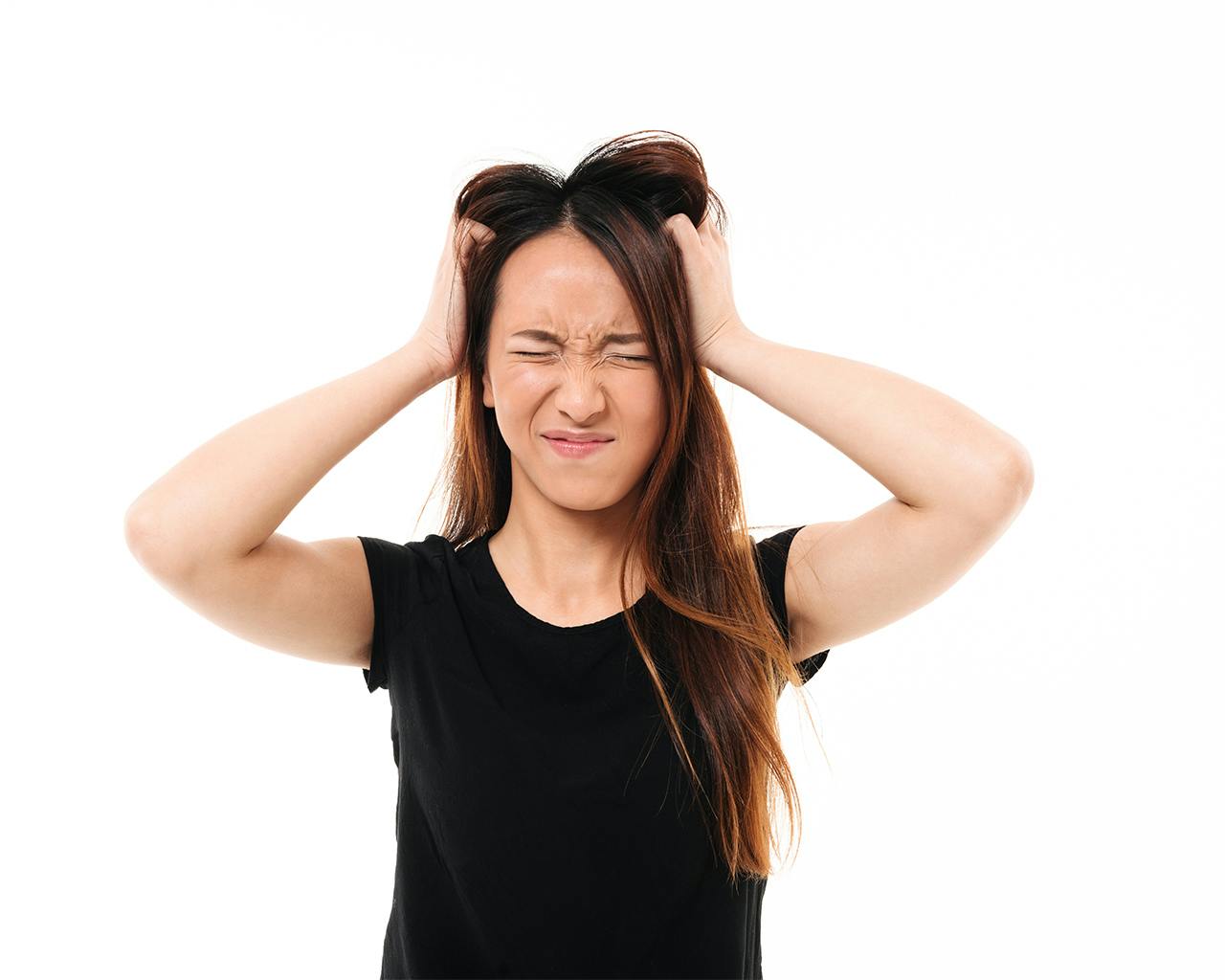 7 Solutions For Hair Loss, Dandruff, And Other Common Hair Problems