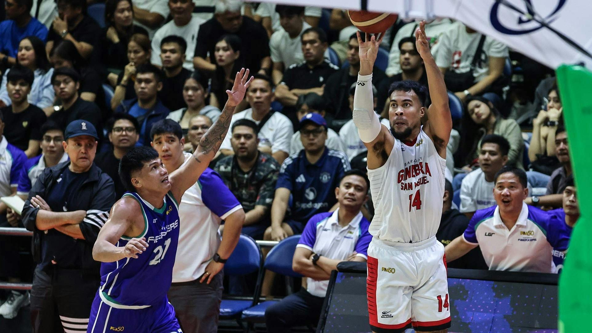 Stephen Holt lifts Ginebra past Converge in OT for semis seat: 