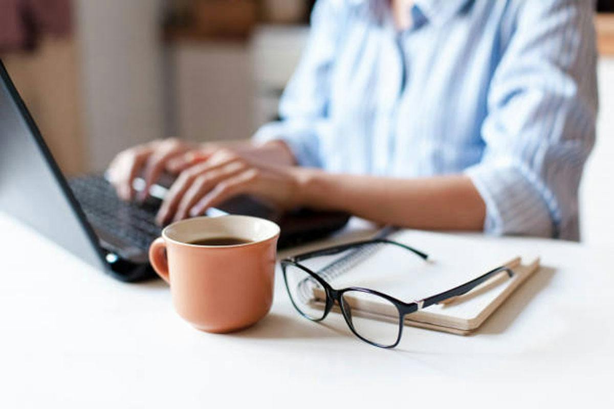 Senators Push For WFH To Save On Transport Costs